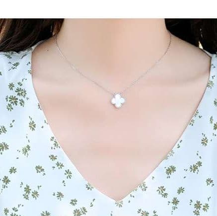 キレイめファッション  小花柄フレアマキシワンピース